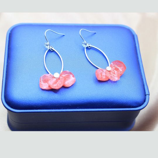 Picture of Simple Real Hydrangea Drop Earrings