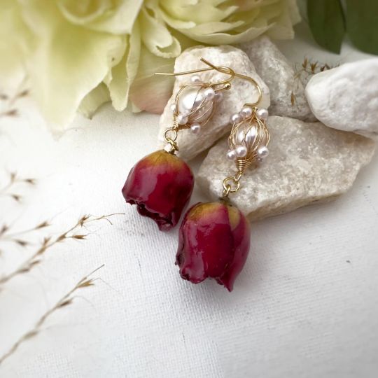 Picture of Pearl Rose Earrings