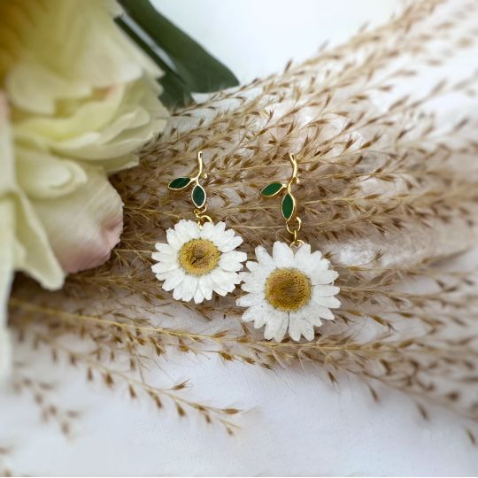 Picture of Daisy Pressed Flower Earrings