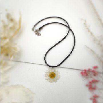 Picture of Real Daisy Choker