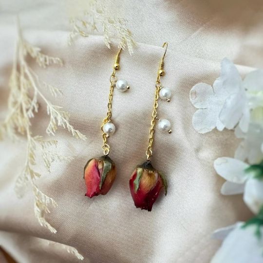 Picture of Pearl and Real Rose Flower Earrings